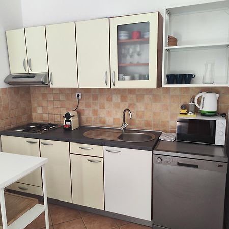 Lavender House Villa Мандре Екстериор снимка