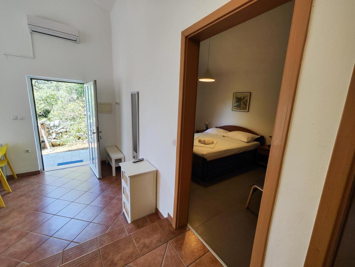 Lavender House Villa Мандре Екстериор снимка