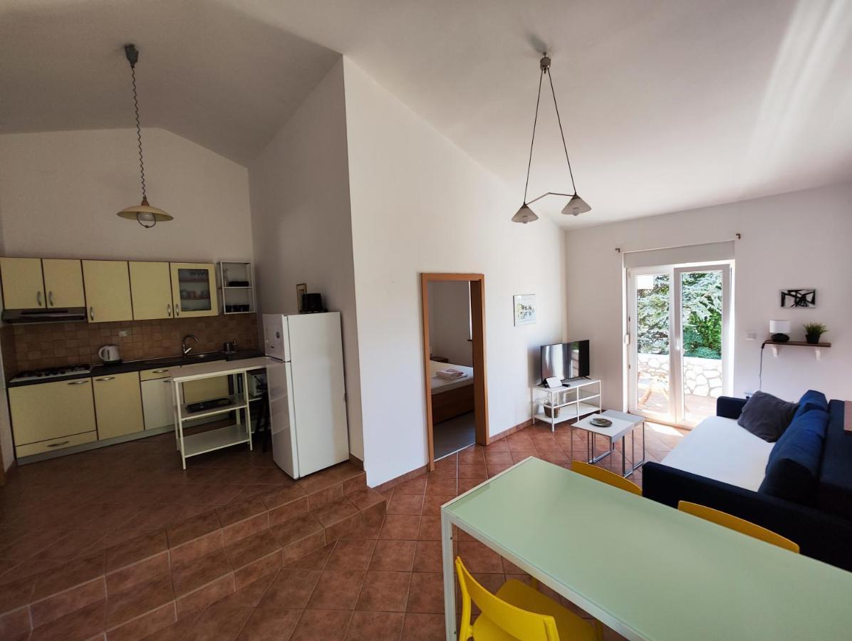 Lavender House Villa Мандре Екстериор снимка